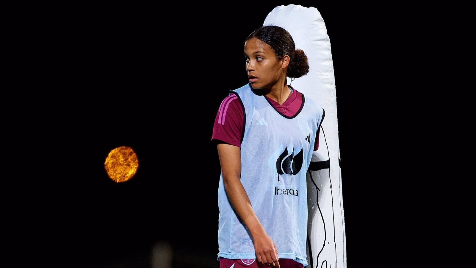 La selección femenina llega a la Ciudad del Fútbol para preparar el asalto a los Juegos