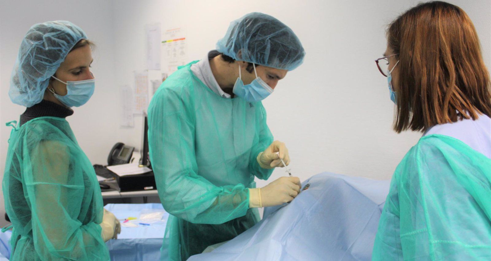 El Puerta de Hierro emplea la terapia génica por primera vez en un ensayo clínico para la degeneración macular