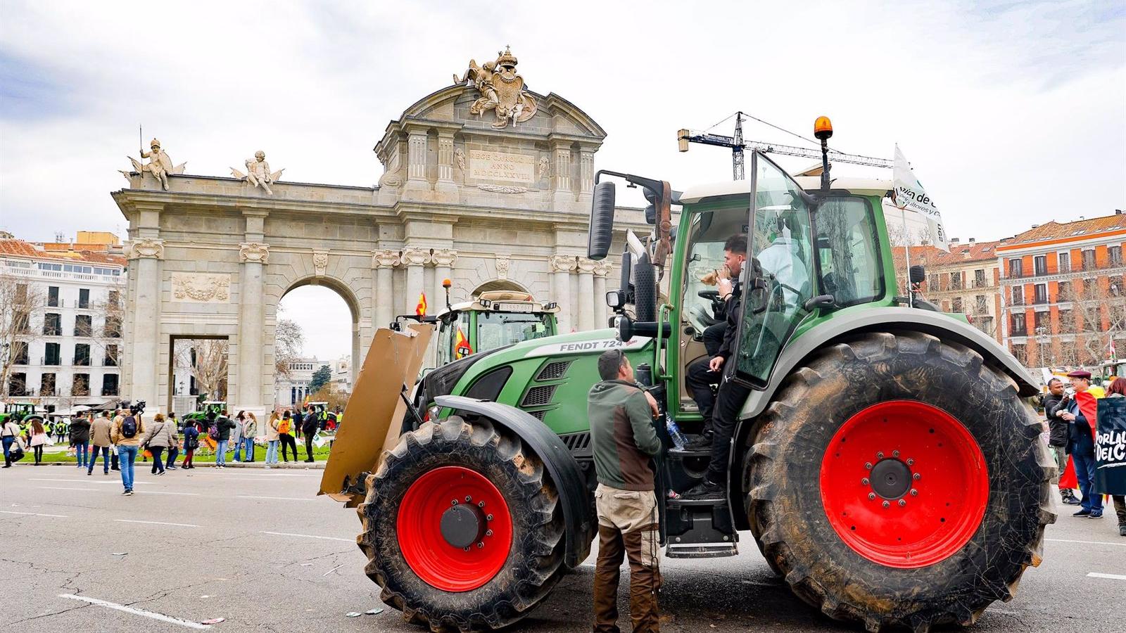 Diez personas atendidas en la tractorada de Madrid por Samur-Protección Civil 