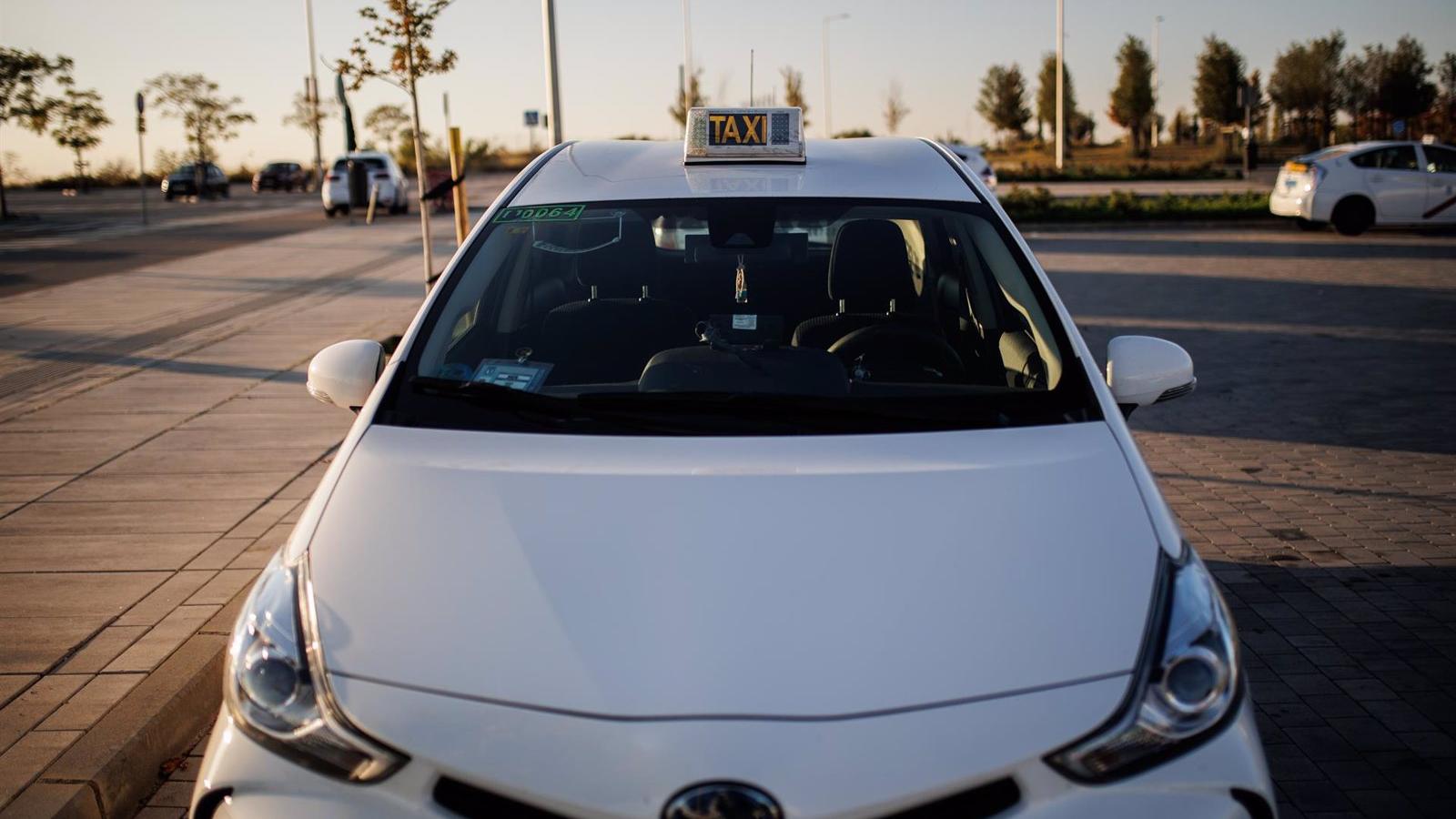 El servicio de transporte a demanda de la Comunidad llega a los más de 7.000 vecinos de Torrelaguna y El Vellón