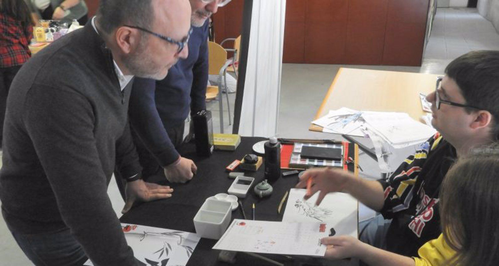 El Ayuntamiento de Madrid ofrecerá más de 600 plazas en cursos gratuitos de capacitación curricular para jóvenes