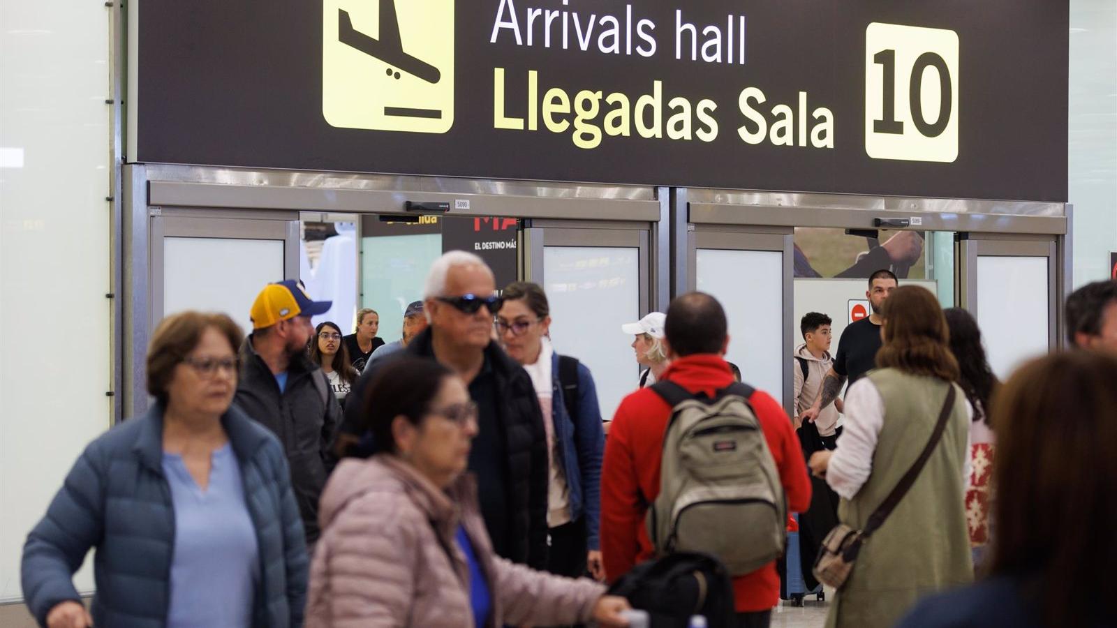 La llegada de turistas internacionales a Madrid se incrementa un 17,5% en enero