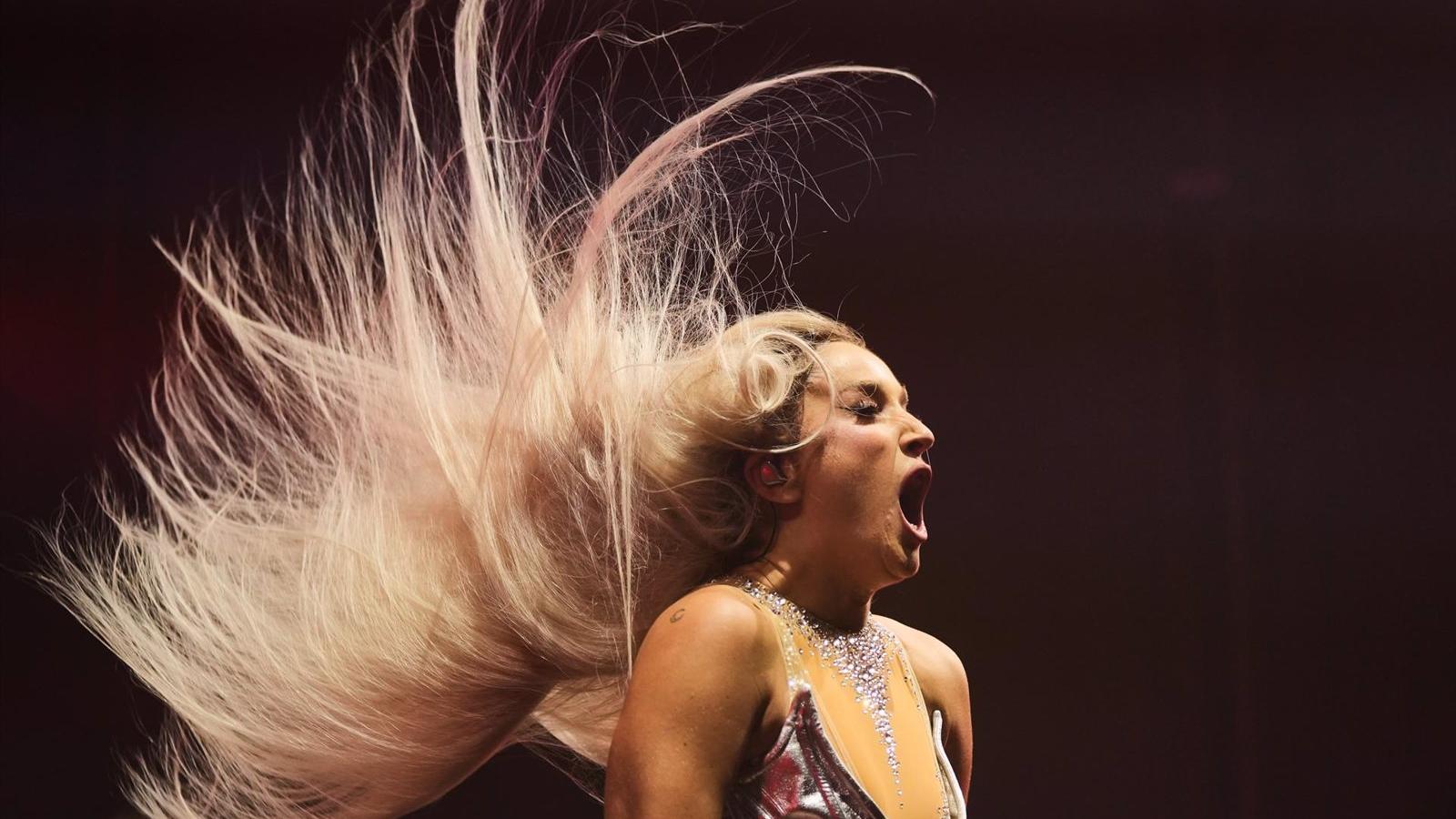 Lola Índigo, La La Love You y Ginebras, artistas madrileños galardonados en los Premios Odeón 2024