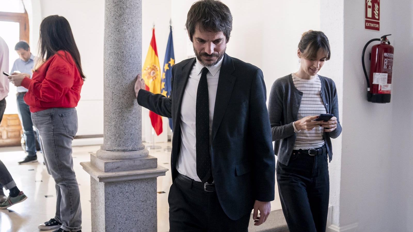 Urtasun, preocupado por las nuevas "formas de censura moderna": "Seremos tajantes en defender la libertad de expresión"
