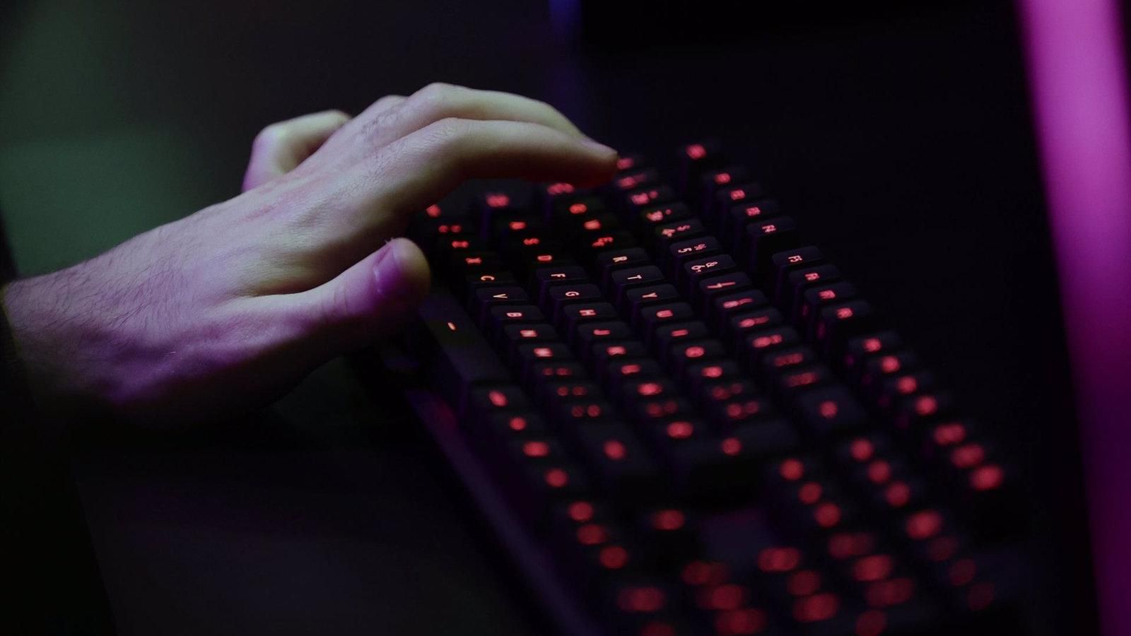 La Comunidad presenta un plan para cubrir 41.000 puestos de trabajo en el sector tecnológico