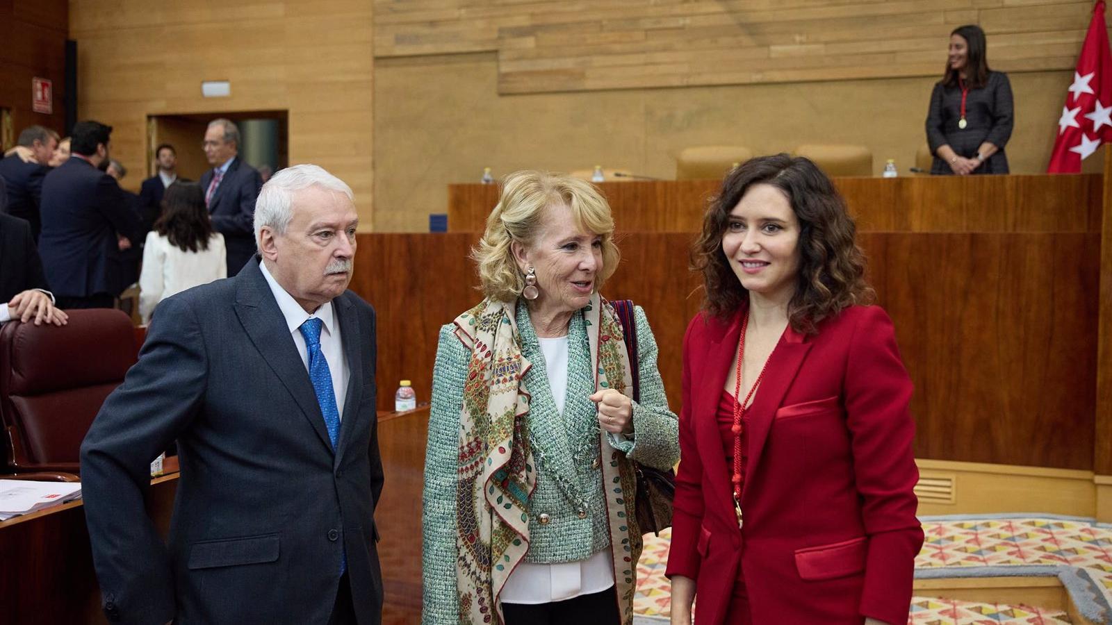 Leguina defiende a Ayuso y acusa a Sánchez de "meterse con su familia"
