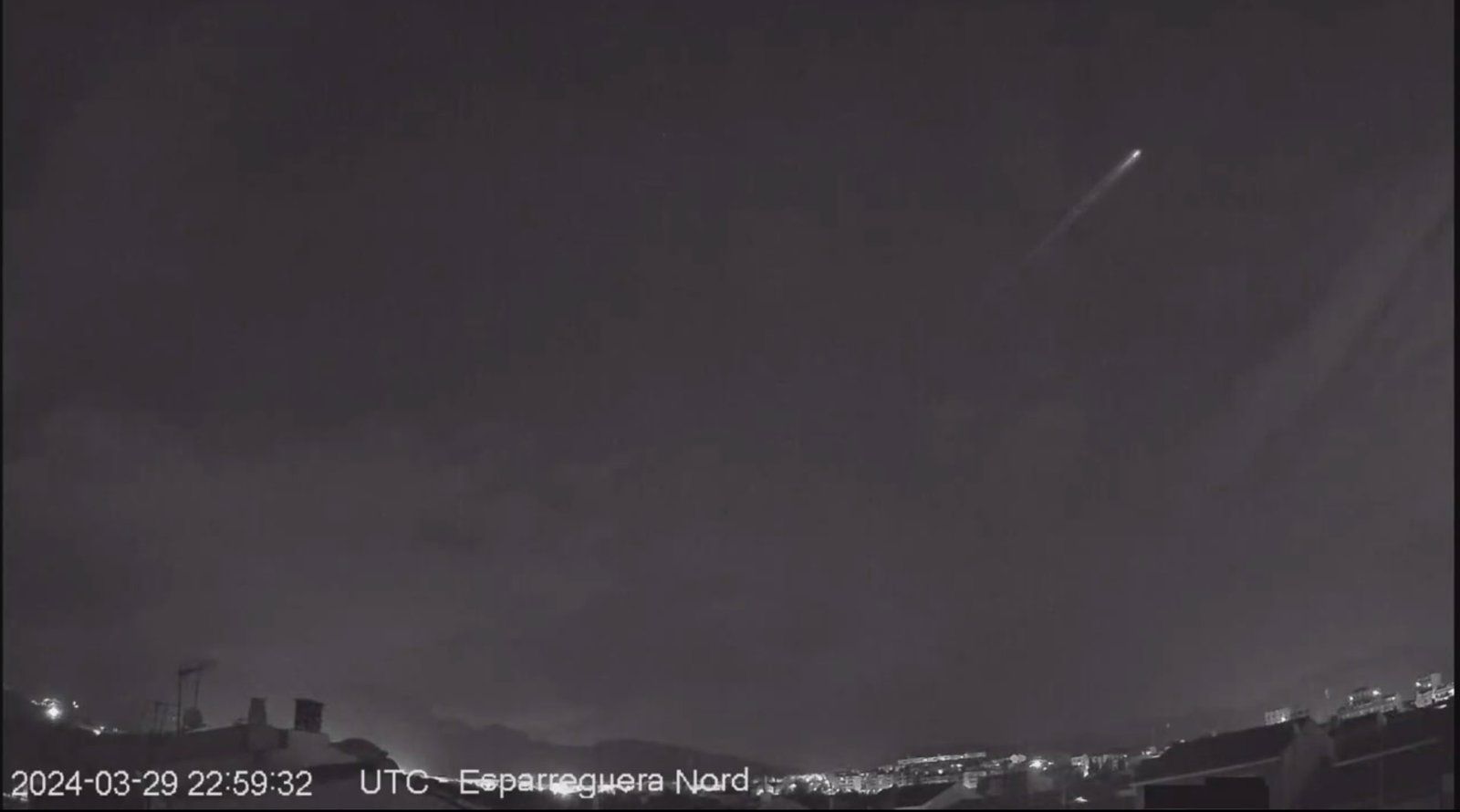 Las Fuerzas Aéreas de Alemania identifican el bólido que sobrevoló España como un satélite StarLink de Elon Musk