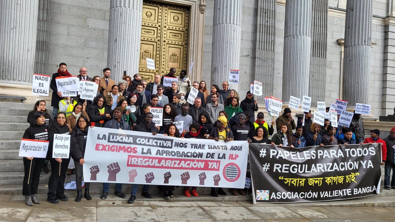 Regularización de migrantes en España: Consenso parlamentario menos Vox