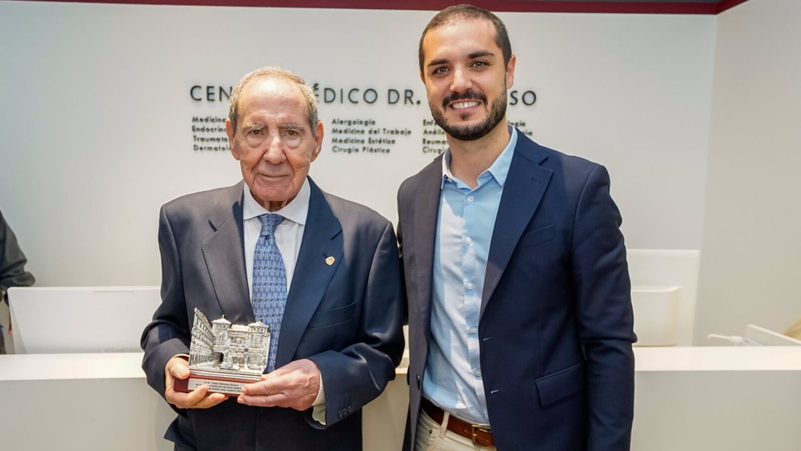 Homenaje al exalcalde Casto Hermoso por su servicio a Torrejón de Ardoz