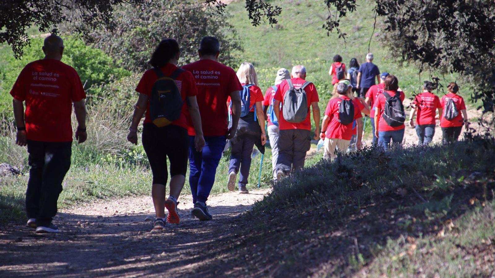 Más de 400 personas se unen a la ruta del Camino de Cervantes del Hospital de Torrejón dedicada al Parkinson