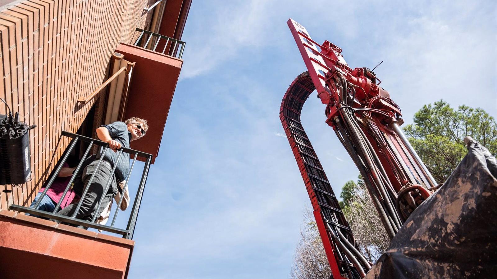 Afectados por la 7B de Metro se concentran para reivindicar su derecho a una vivienda digna y pedir solucione