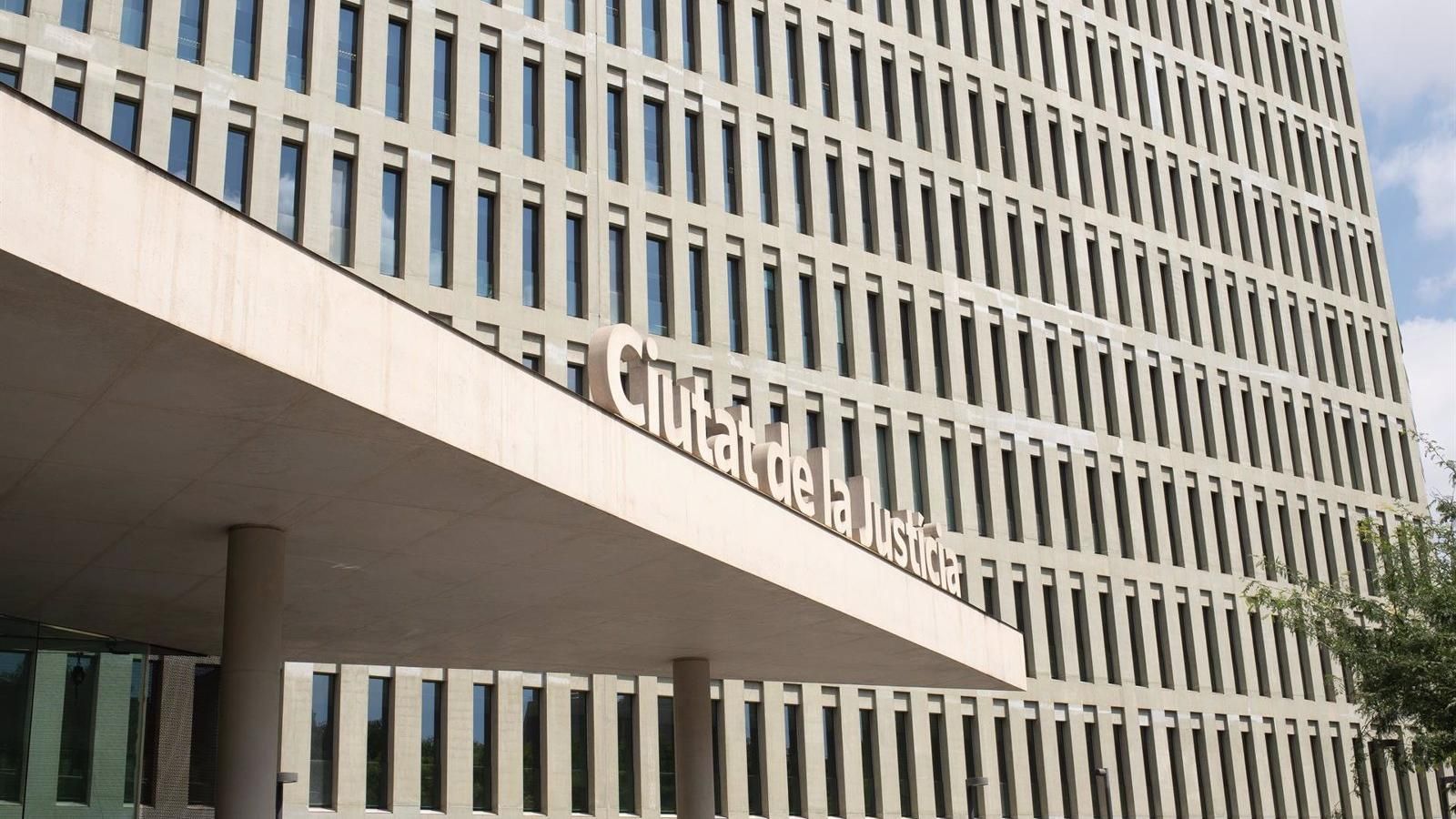  El juez que investiga 'Negreira' y 'Voloh' recibe un falso paquete bomba en su despacho