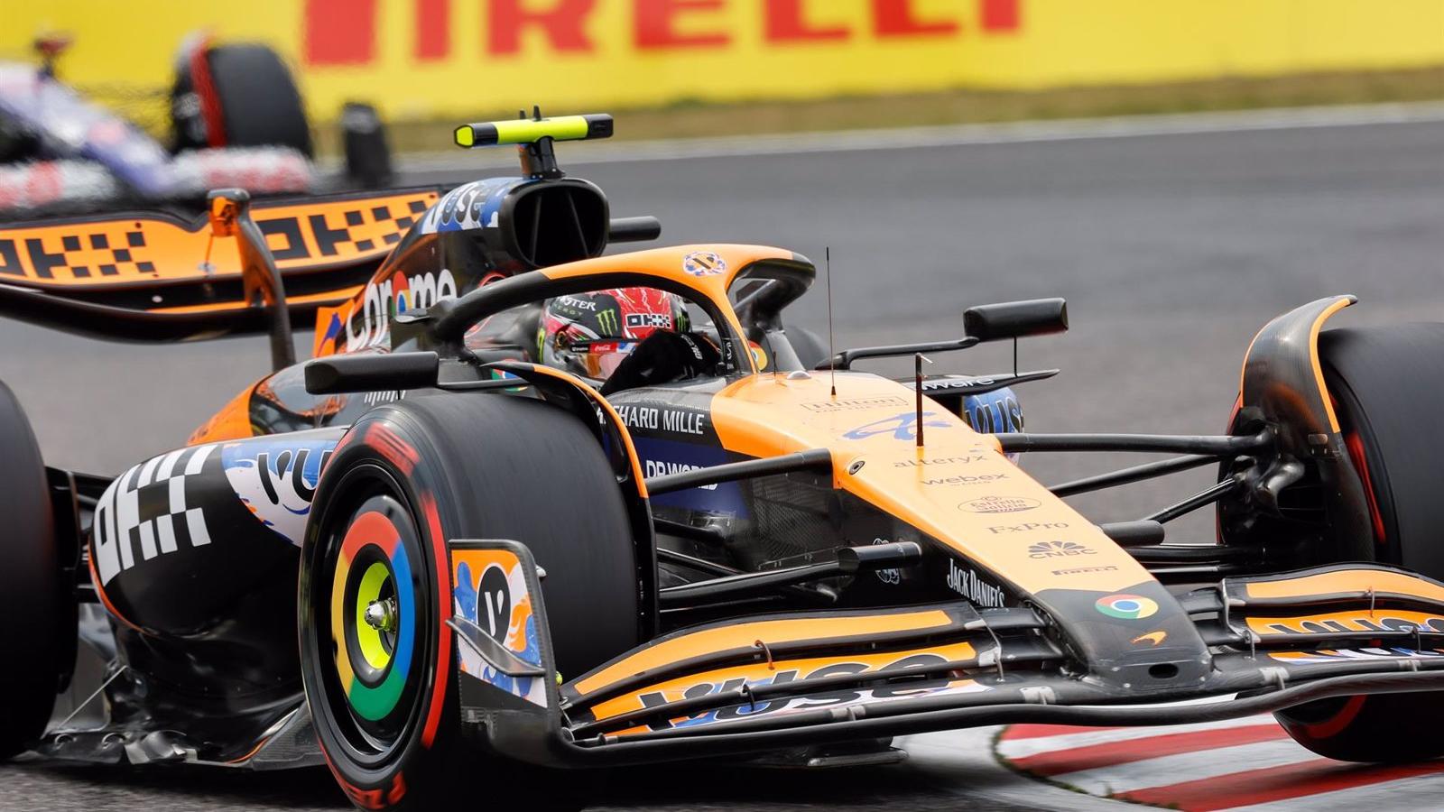 Norris se lleva bajo la lluvia la primera 'pole' al Sprint con Alonso tercero y Sainz quinto