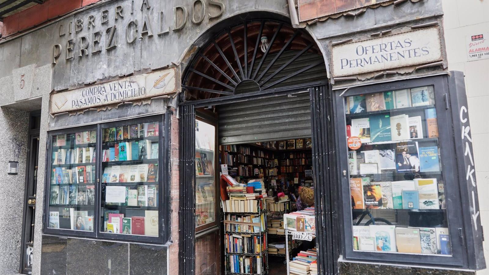 La librería Pérez Galdós de la capital defiende la lectura en papel 