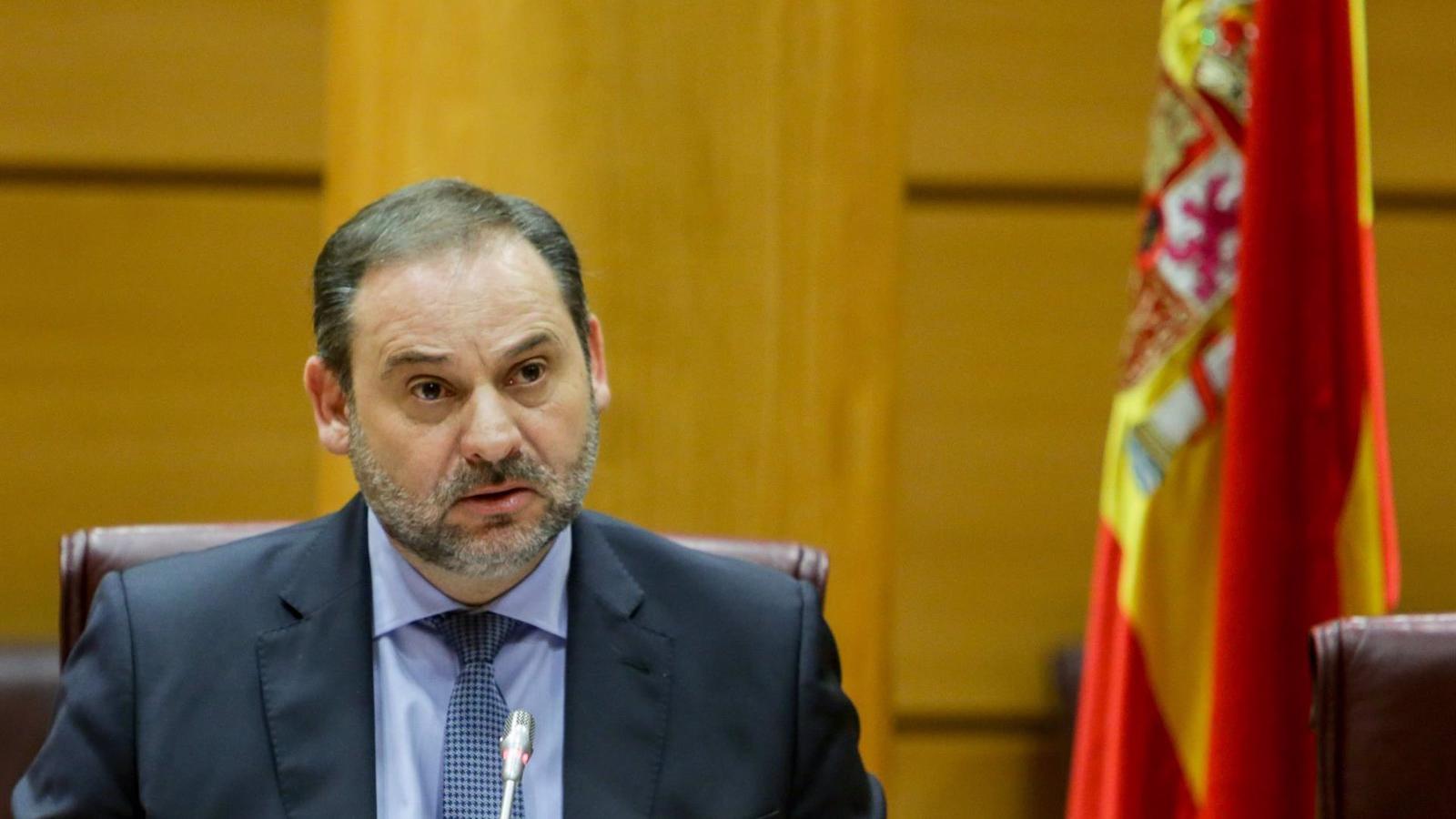 Ábalos se defiende en la comisión del Senado
