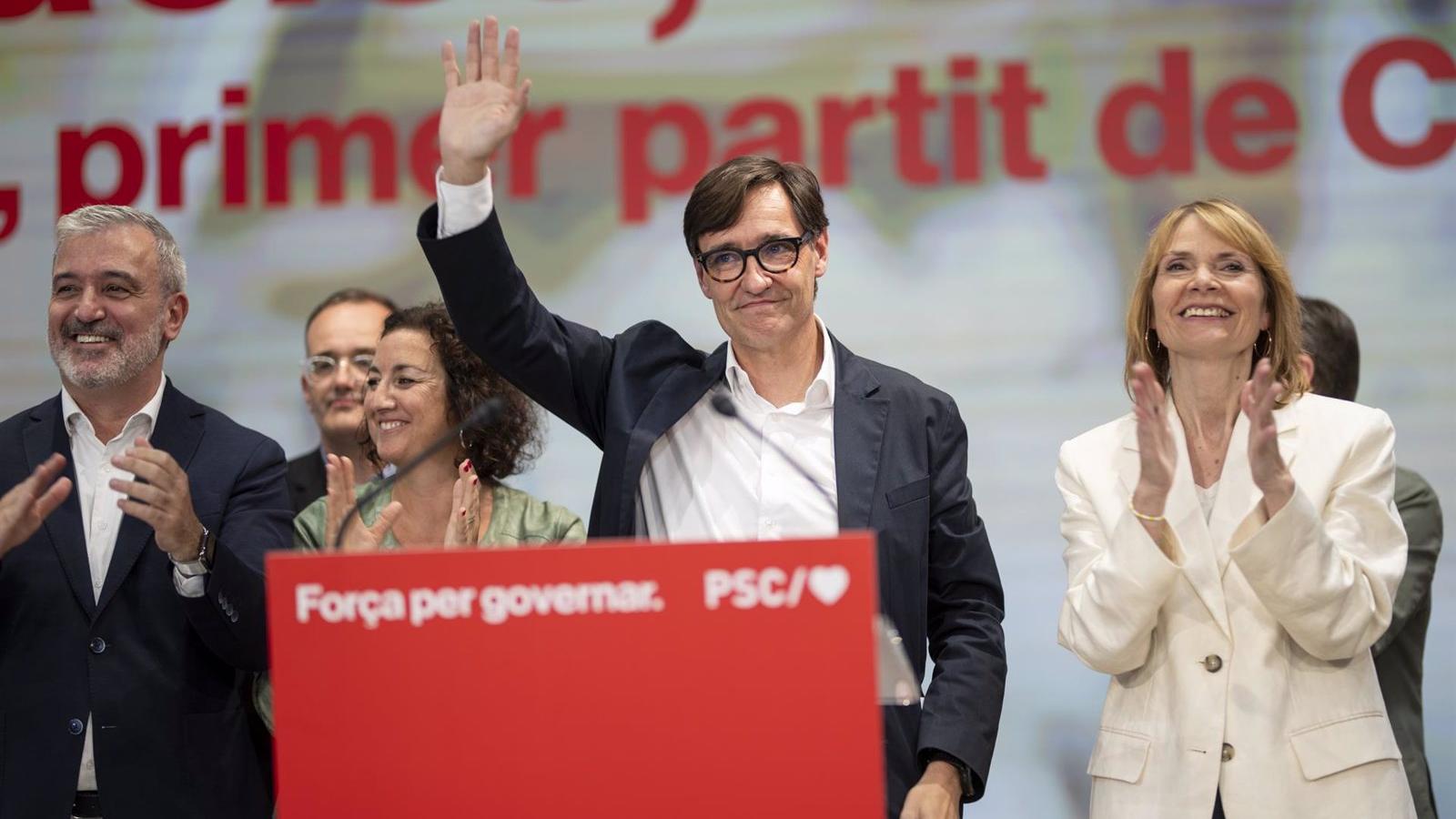 Salvador Illa lidera las elecciones catalanas y abre la puerta a varios pactos