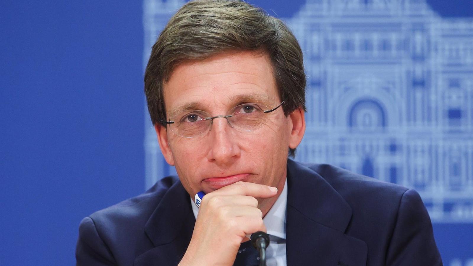Almeida critica la ausencia de Maestre en San Isidro