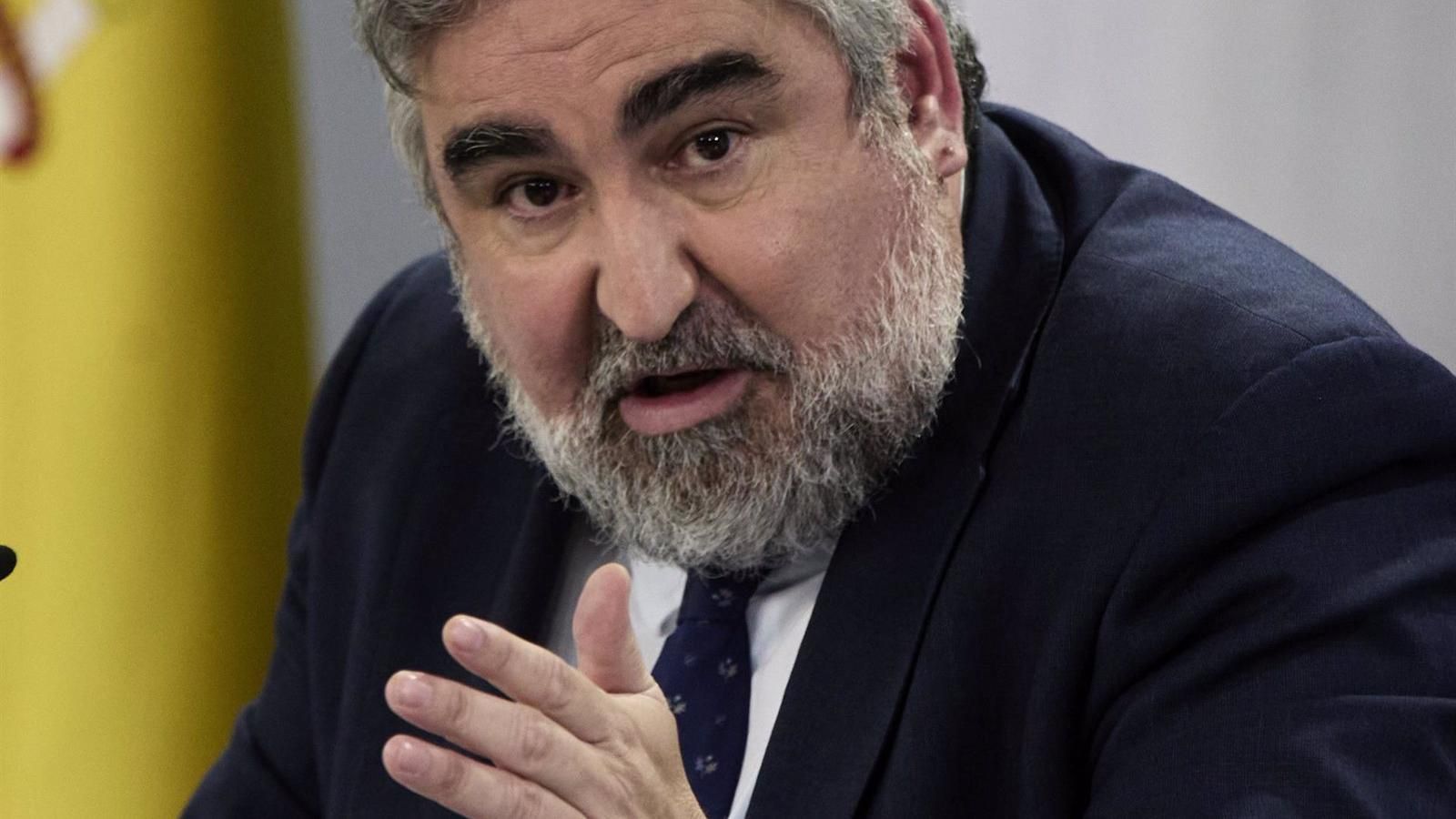 El Gobierno avanza sin prisa pero sin pausa para resolver la situación en la RFEF