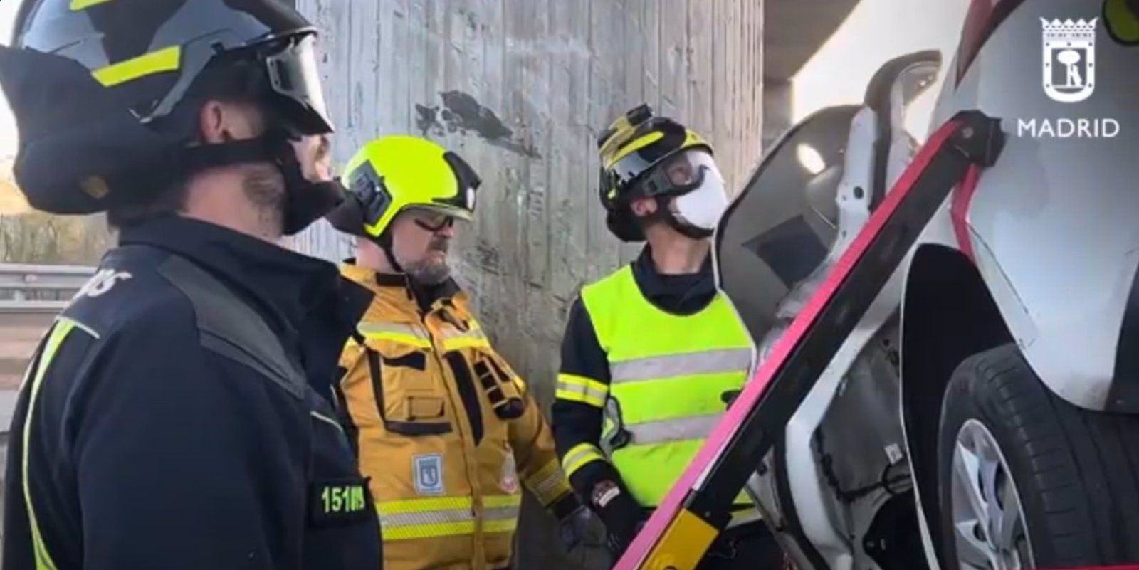  Trágico accidente en Villa de Vallecas: fallece un hombre al chocar contra un puente