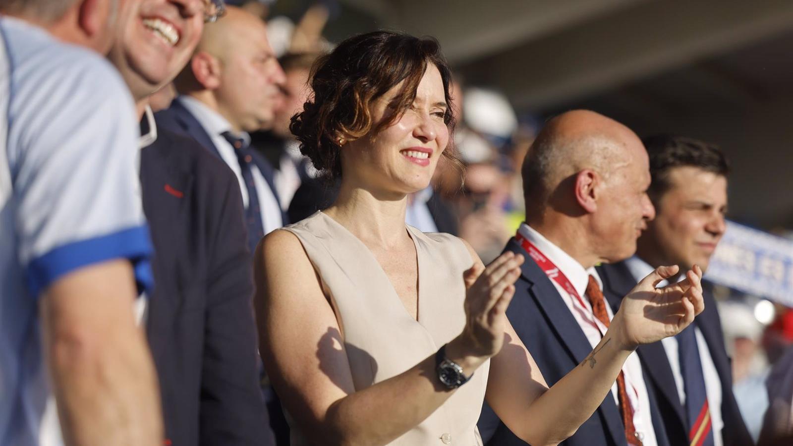 Ayuso celebra el regreso del Club Deportivo Leganés a Primera