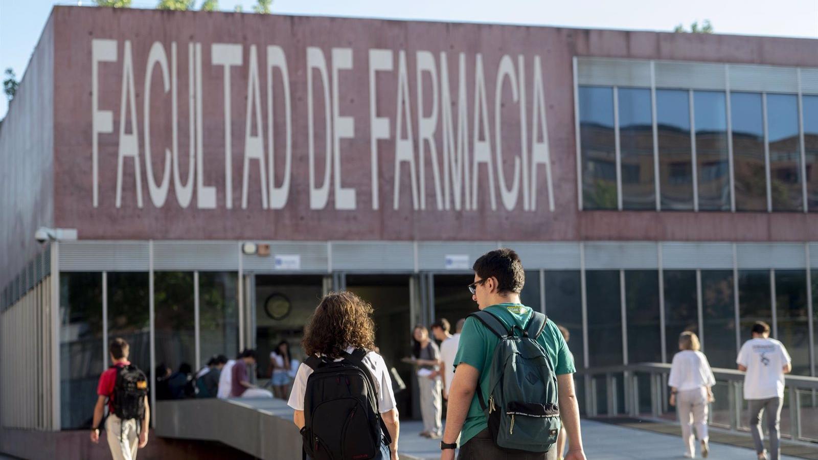 El Gobierno firma un acuerdo para aumentar la oferta de viviendas universitarias asequibles