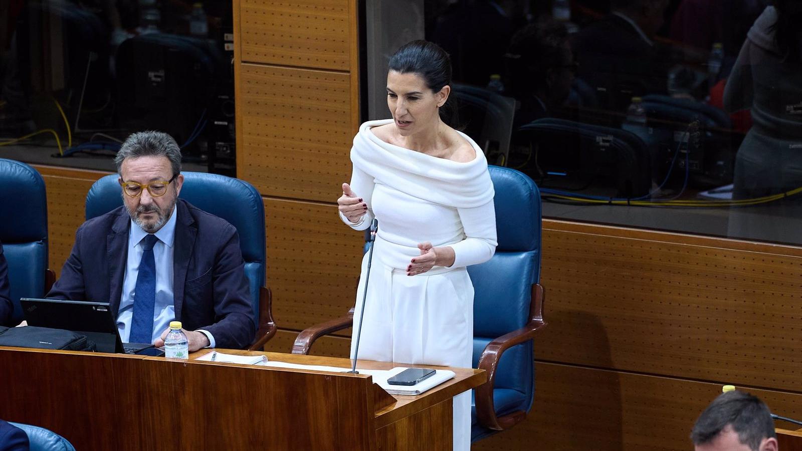 Ayuso carga contra Vox por su "campaña continua" contra el PP