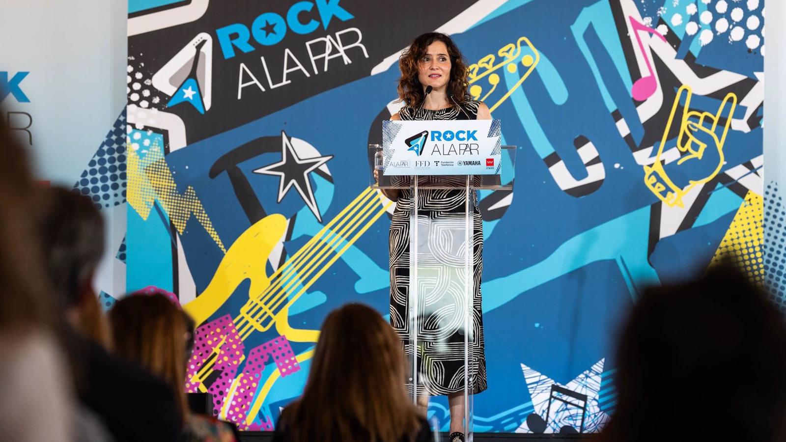 Ayuso carga contra el PSOE de Sánchez por "privilegiar a unas comunidades" y romper "la igualdad ante la ley"