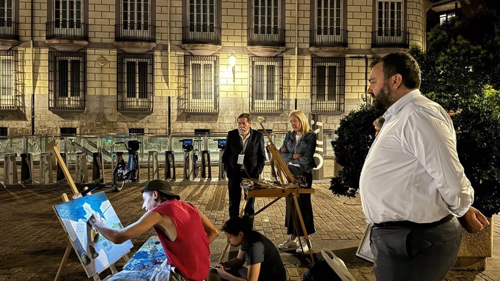 Más de cien artistas reflejan la belleza nocturna del Madrid de los Austrias
