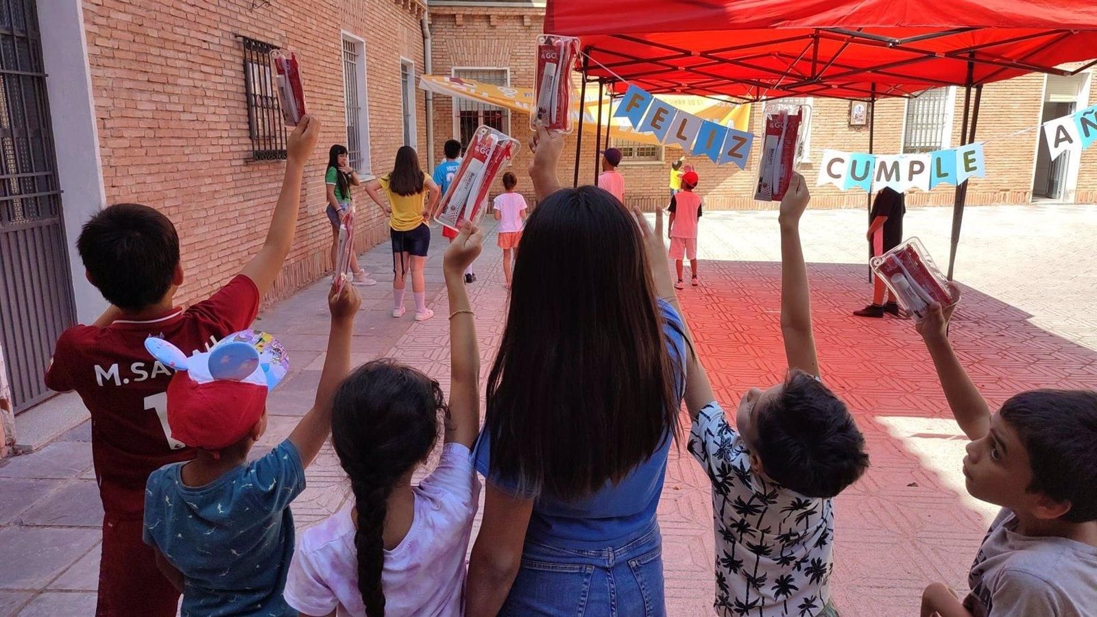 Cáritas organiza colonias y campamentos para más de mil familias vulnerables en Madrid