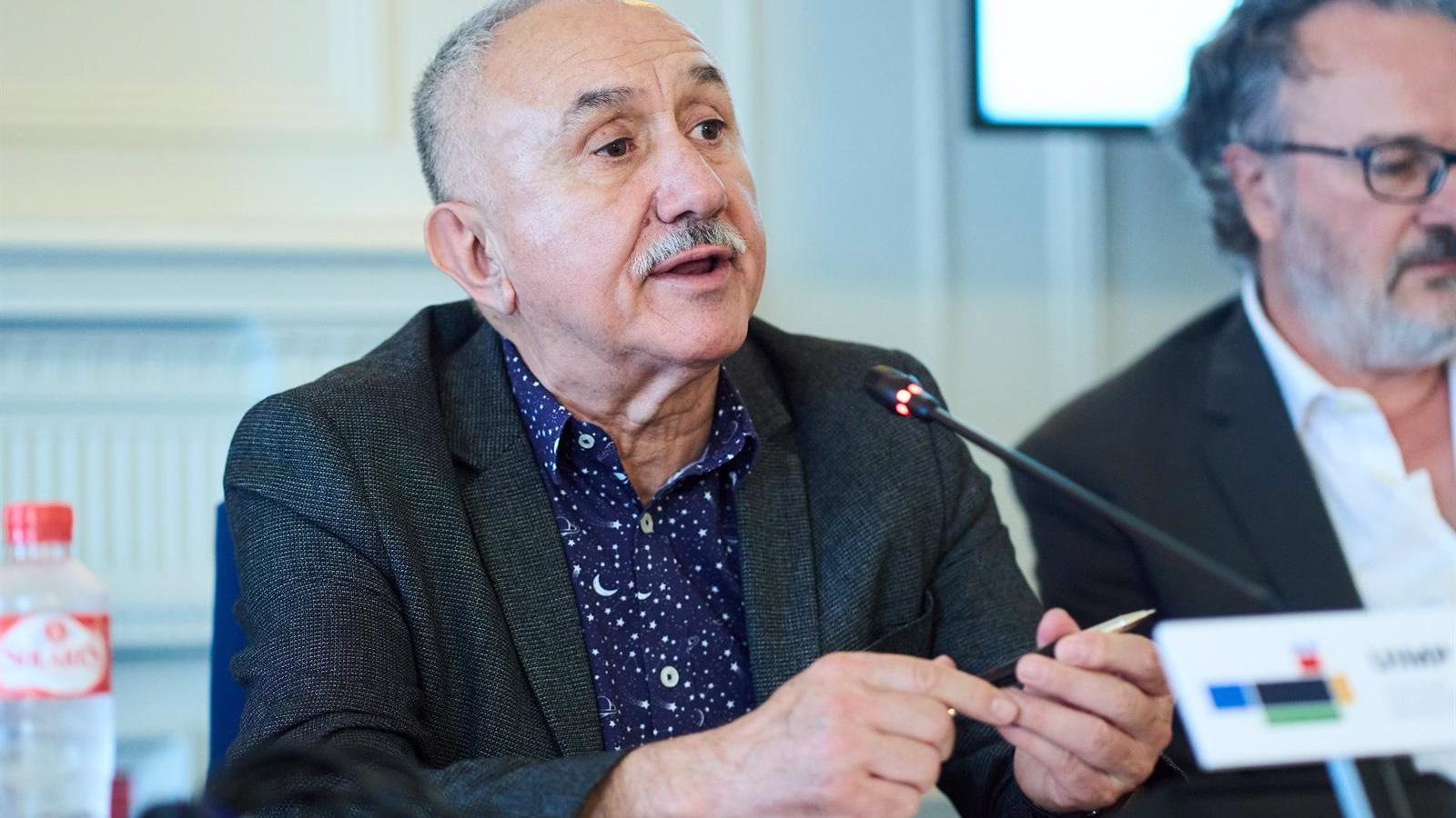 UGT aboga por pactar la reducción de la jornada laboral con la CEOE 