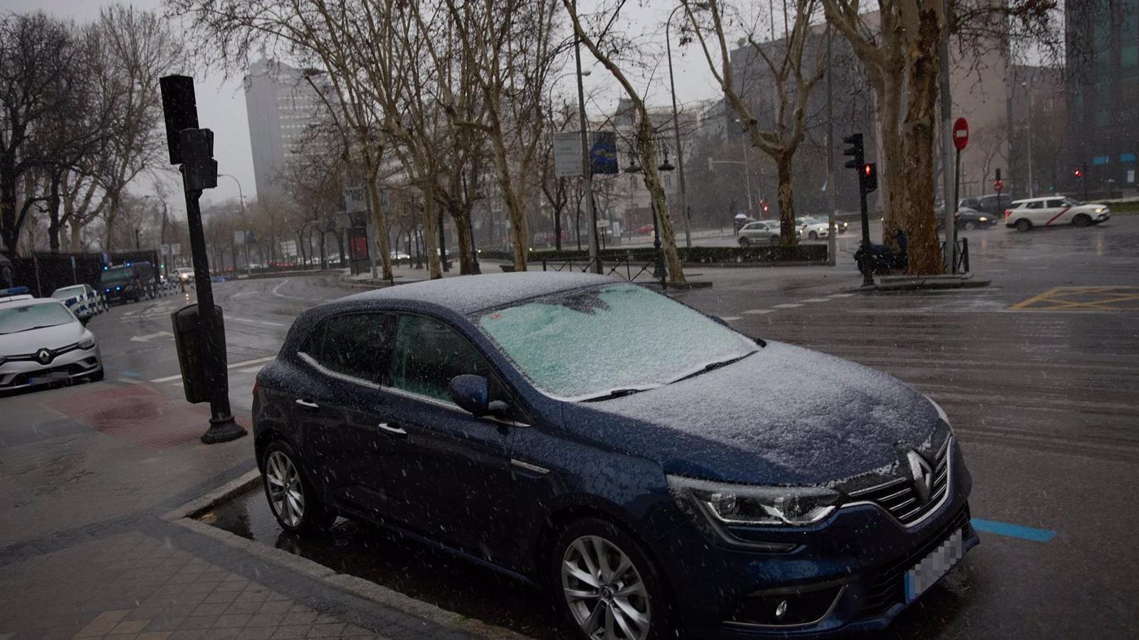Los Bomberos de la capital realizaron 90 intervenciones por la fuerte tormenta