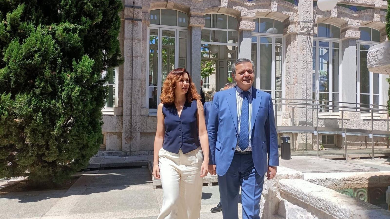 Ayuso denuncia la política intervencionista del Gobierno en la vivienda