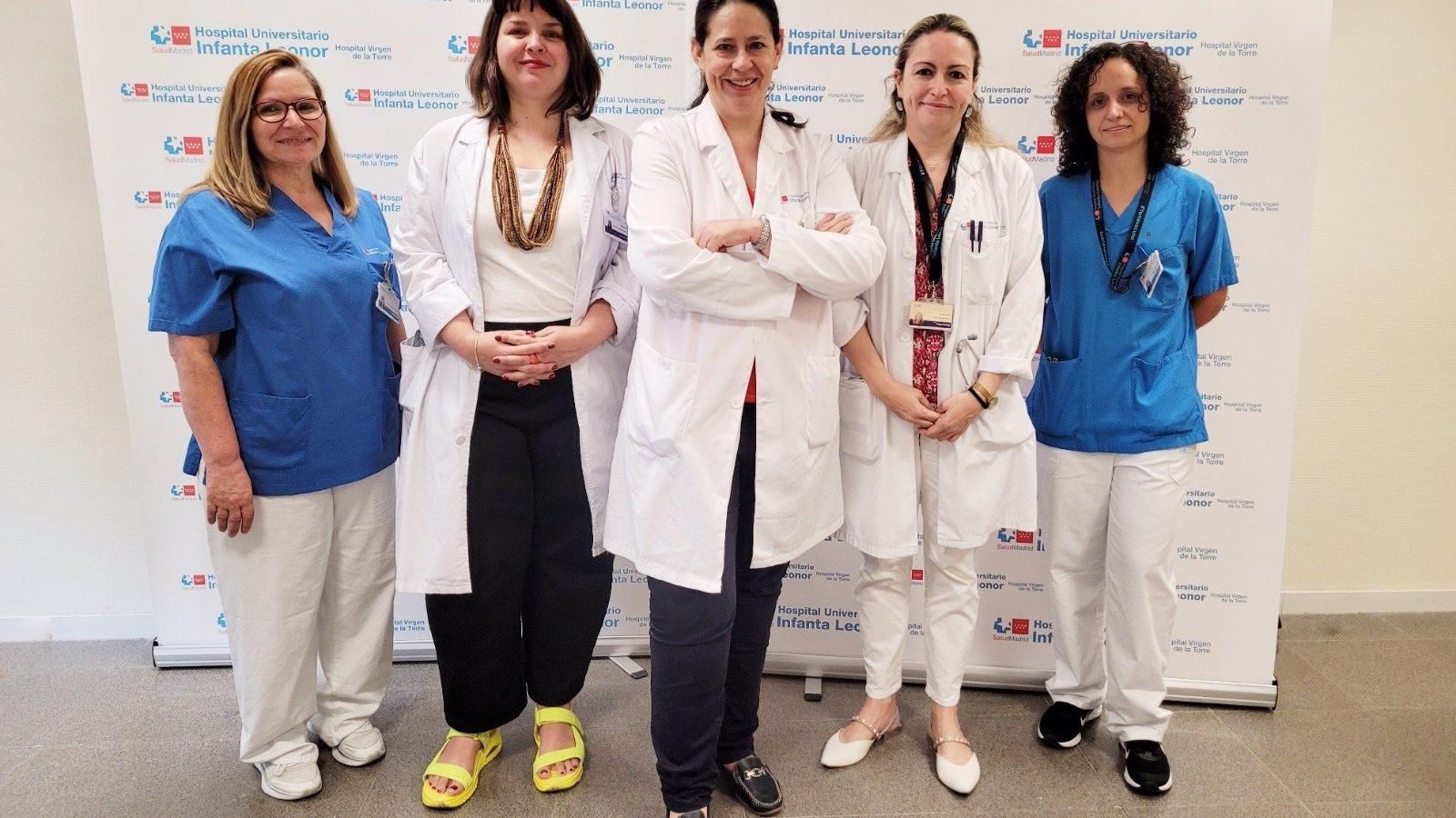 El Servicio de Neumología del Hospital Infanta Leonor recibe acreditación de excelencia en DAAT y Tuberculosis