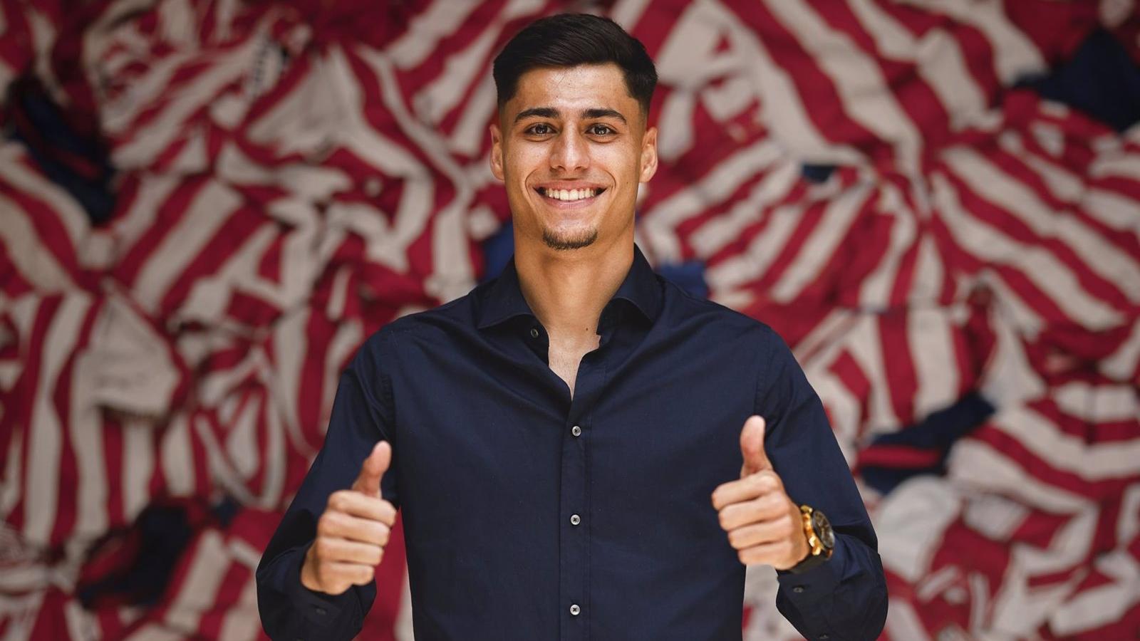 Carlos Martín renueva con el Atlético de Madrid hasta 2029