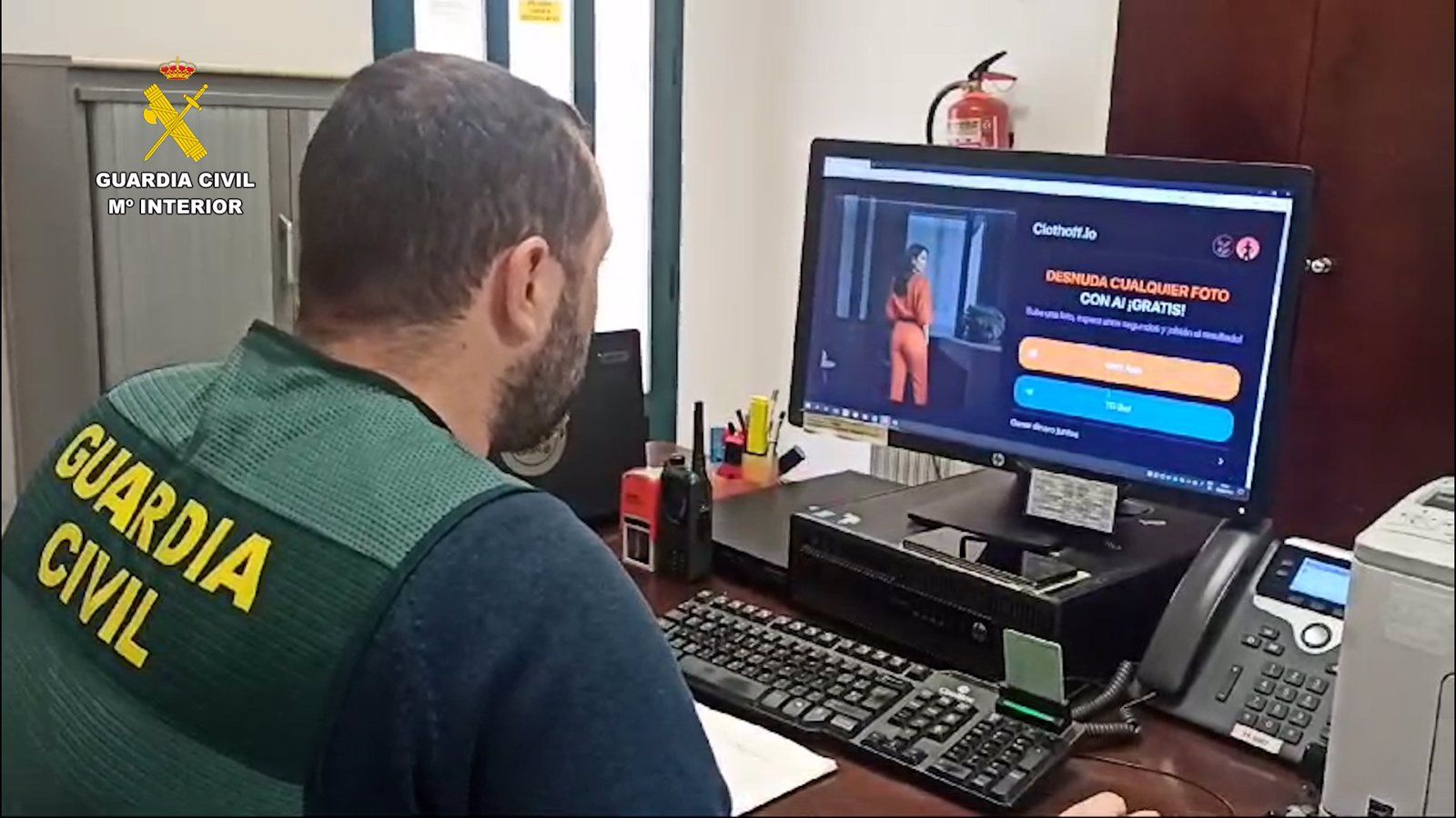  Detenidos tres menores en Madrid por distribuir imágenes pornográficas falsas de menores