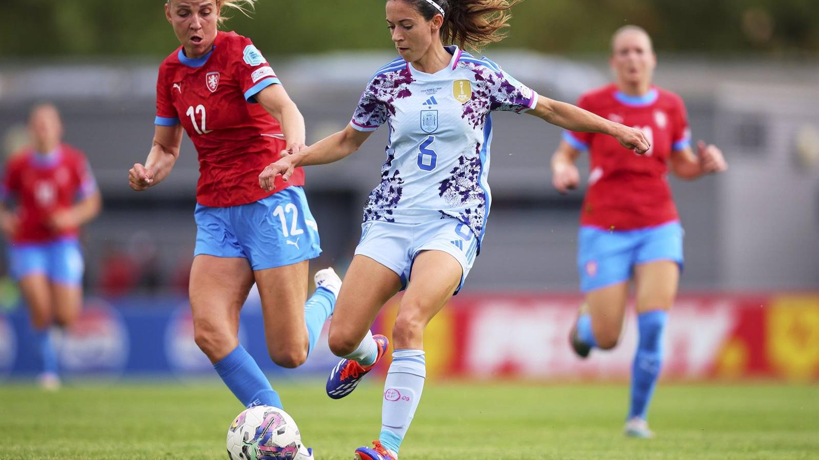 La selección femenina cae ante República Checa