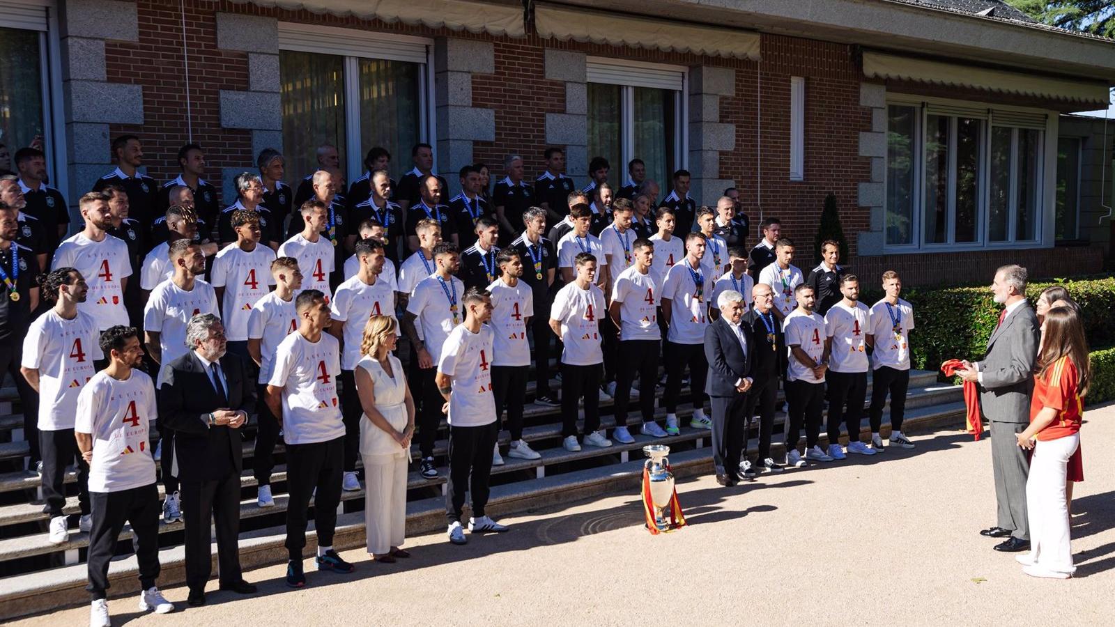 La Comunidad otorga el Premio Internacional del Deporte a la Selección Española de Fútbol