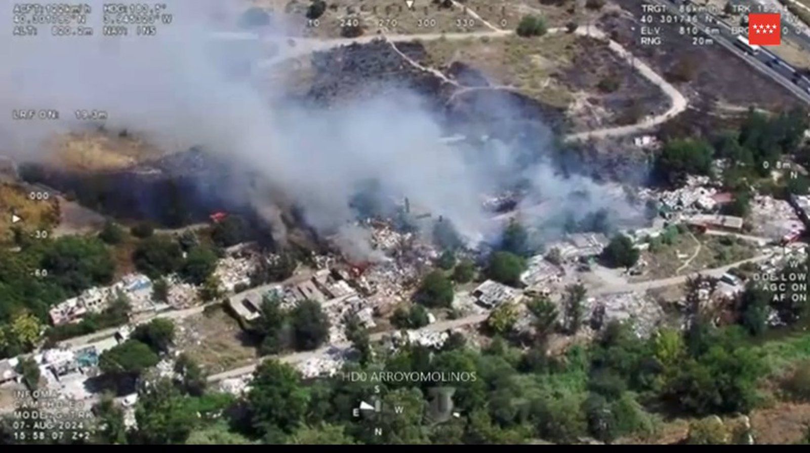 Incendio de enseres y vegetación entre Móstoles y Arroyomolinos