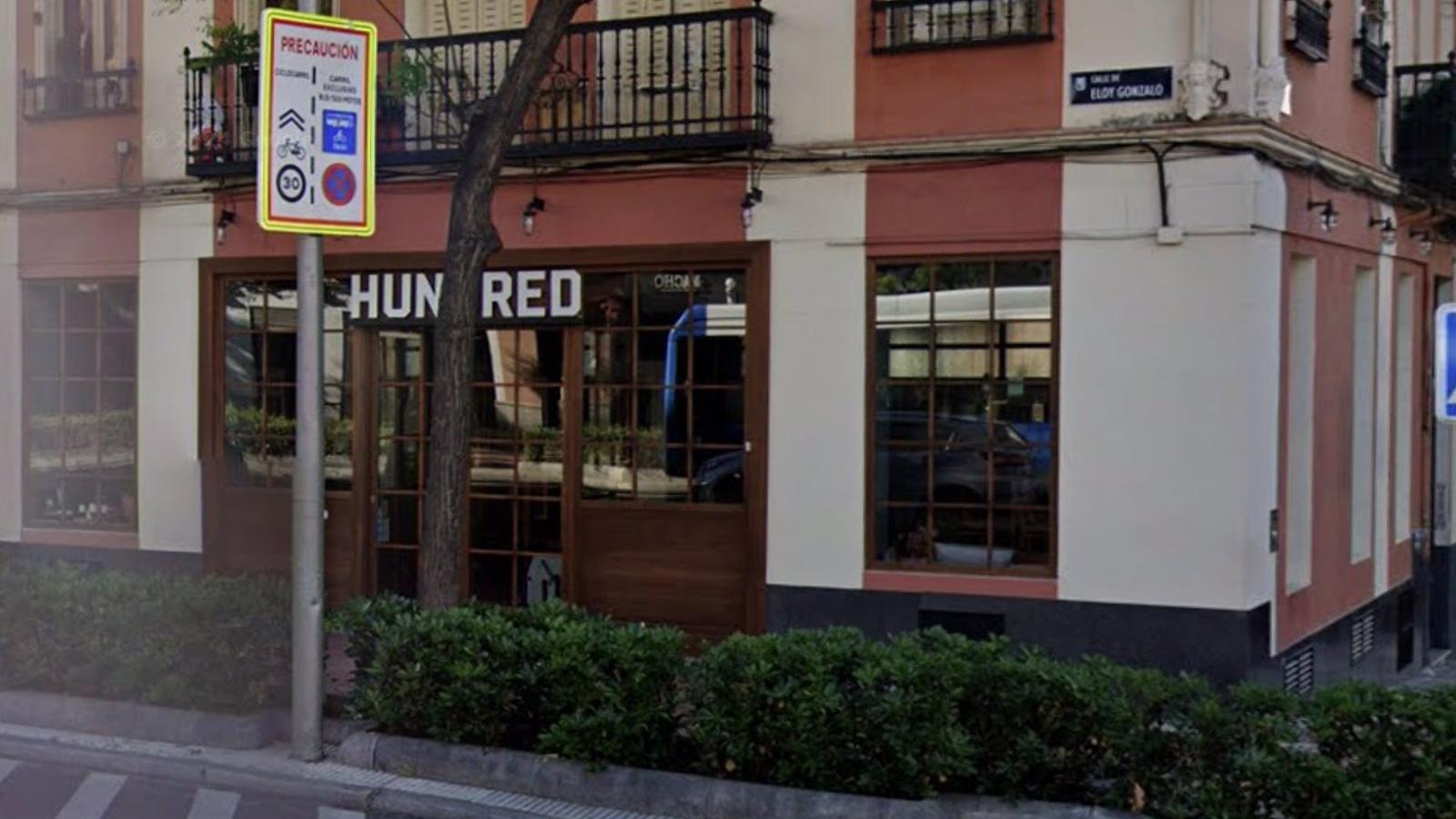 13 personas sufren una intoxicación alimentaria tras consumir hamburguesas en dos establecimientos de Madrid