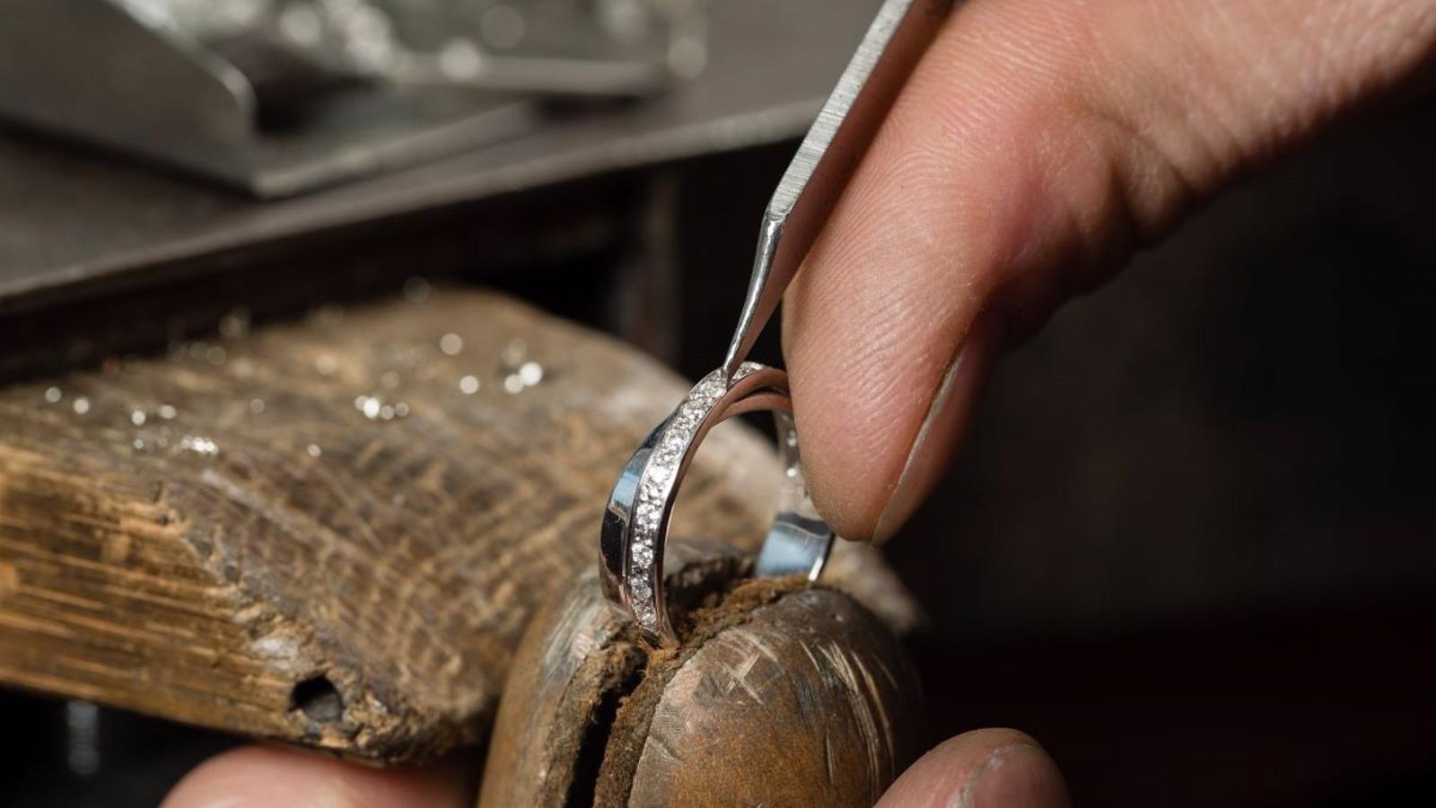Roban una joyería en Torrejón de Ardoz a plena luz del día