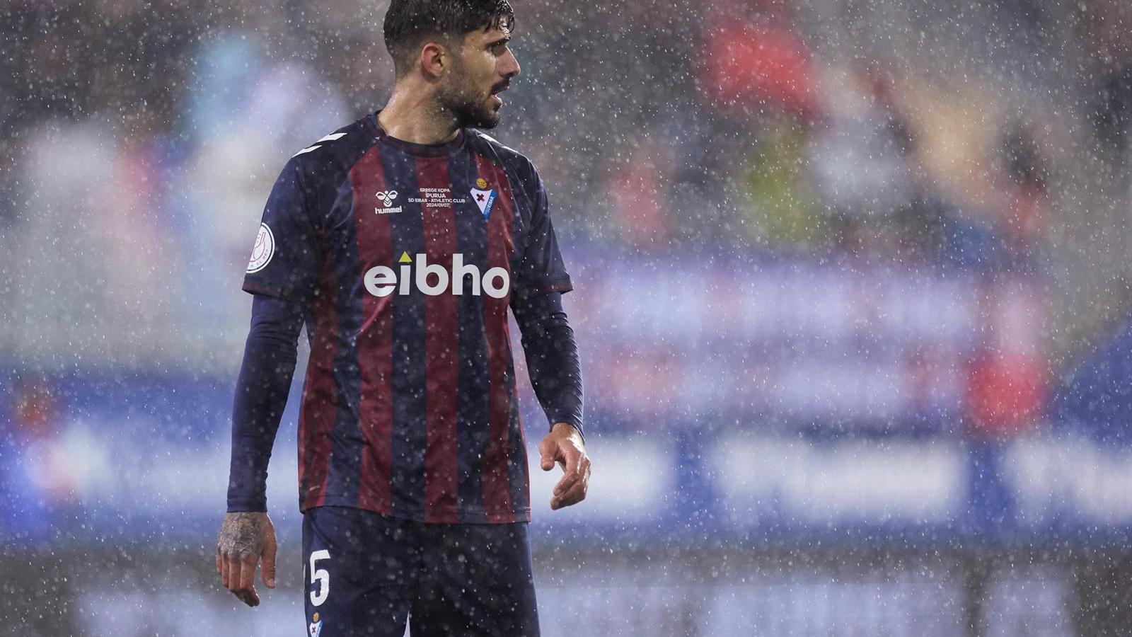 Juan Berrocal refuerza la defensa del Getafe hasta 2027