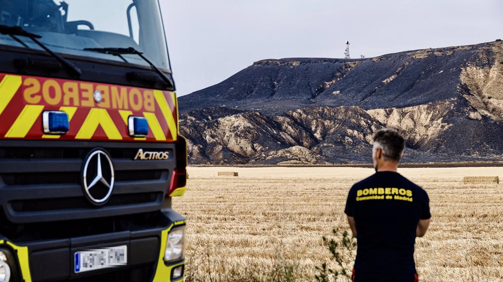 Arden cinco hectáreas de pasto en un incendio en Colmenar de Oreja