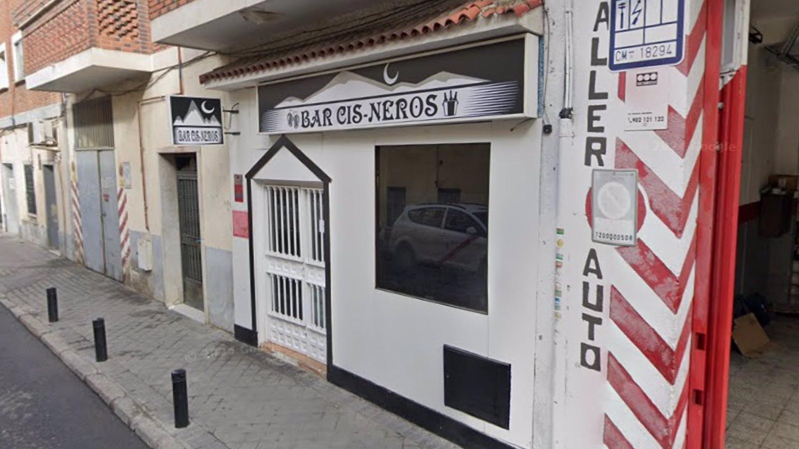 Detenido un hombre de 60 años por apuñalar a otro en una pelea en Usera