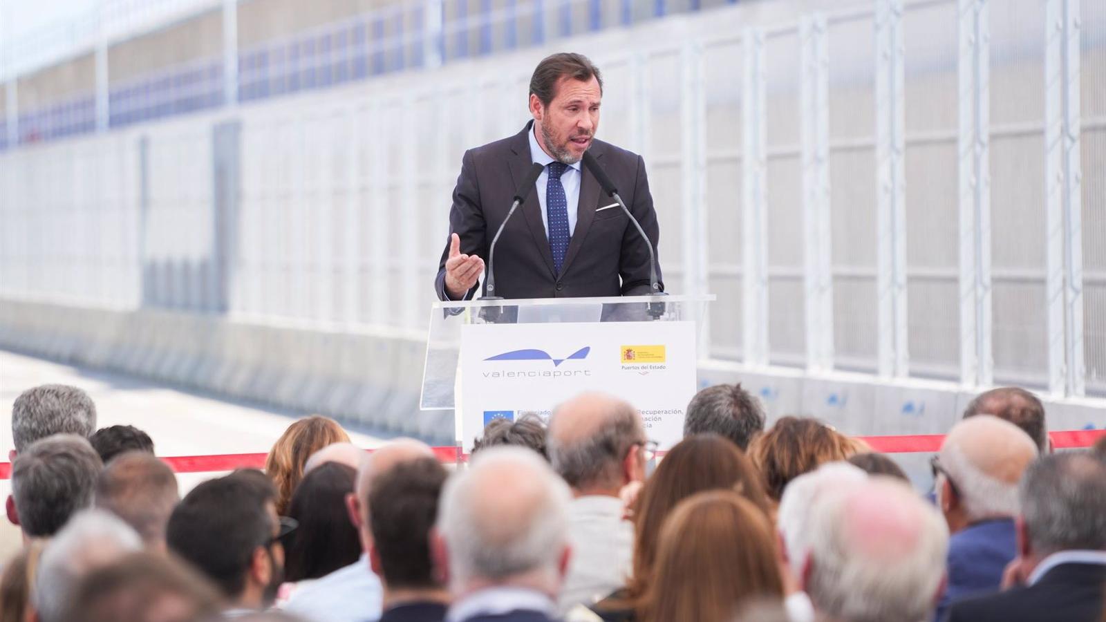 Puente desmiente las acusaciones de la oposición sobre la gestión de la red ferroviaria y las califica de "partidistas"