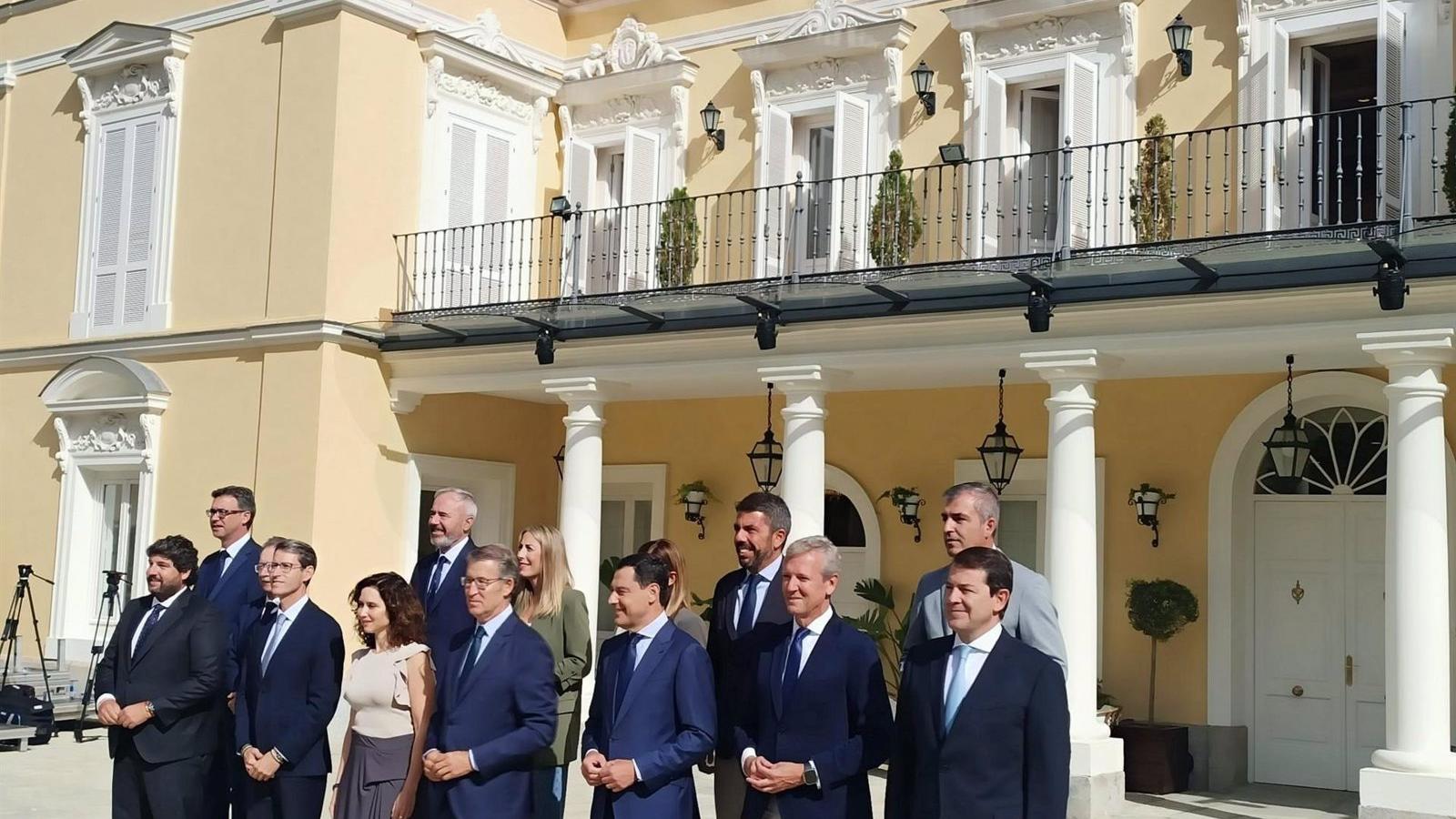 Feijóo y los 'barones' del PP defienden la financiación autonómica multilateral en una cumbre en Madrid