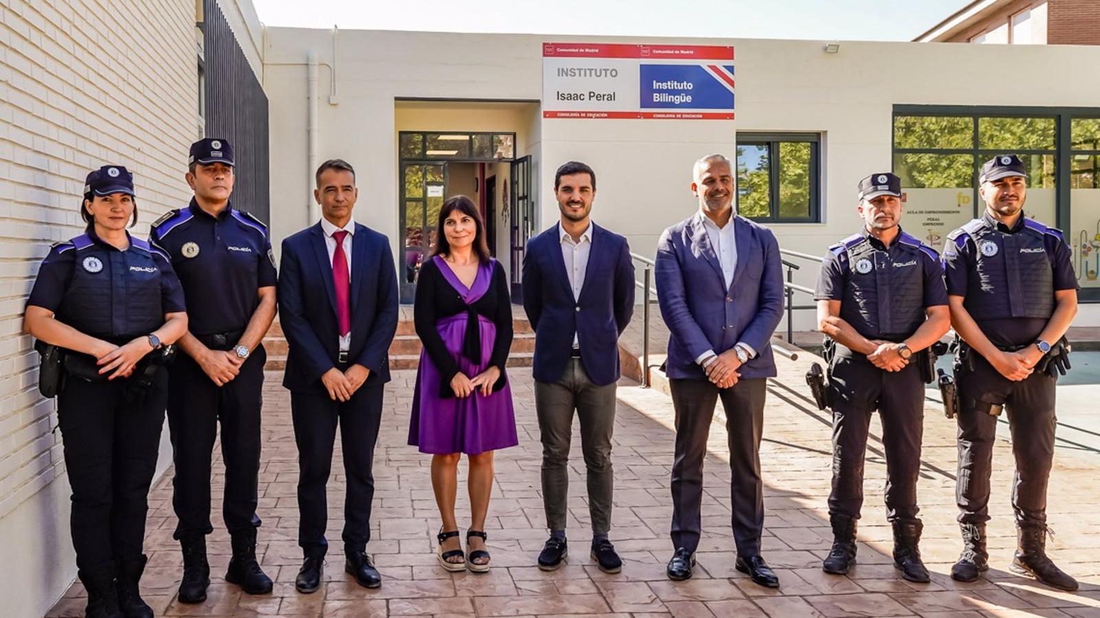 Torrejón de Ardoz despliega dispositivo policial en institutos para evitar novatadas