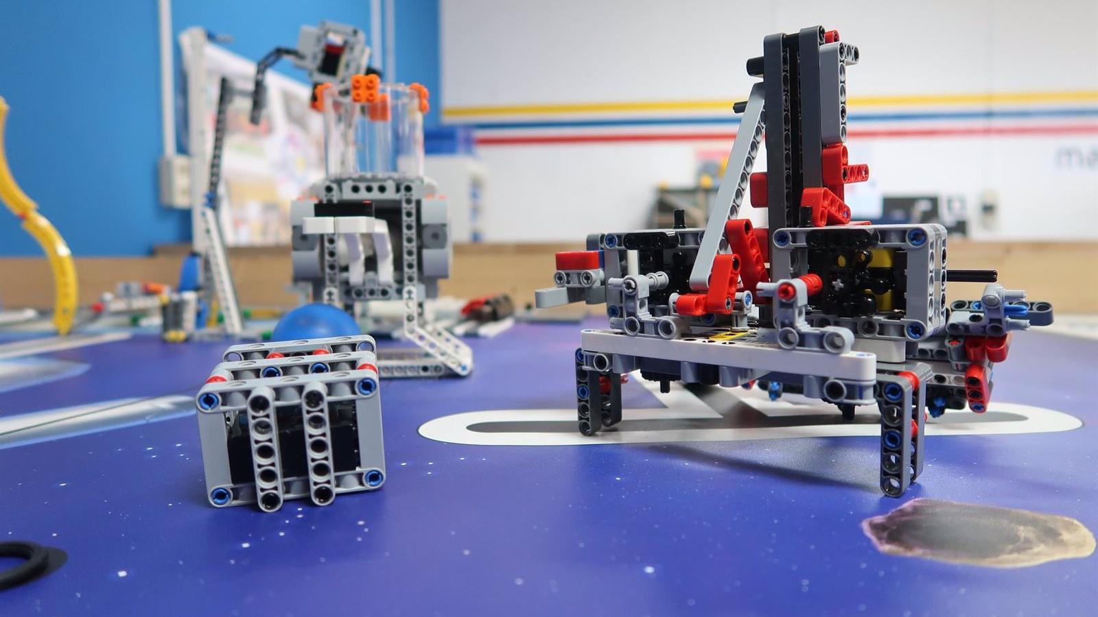 Nueva iniciativa de Ayuso: robótica e IA en atención temprana infantil