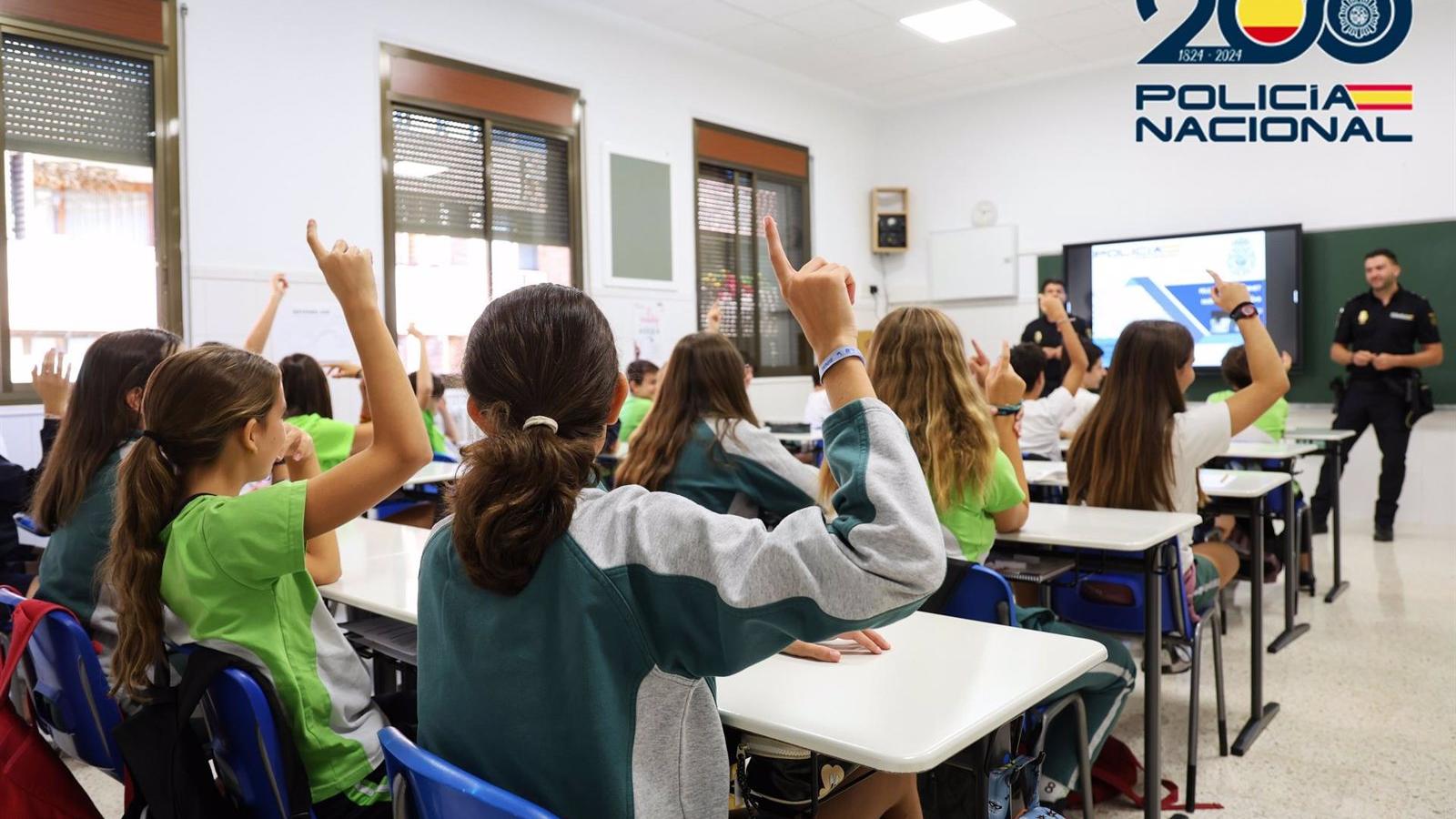 La Policía Nacional intensifica la lucha contra el acoso escolar al inicio del curso