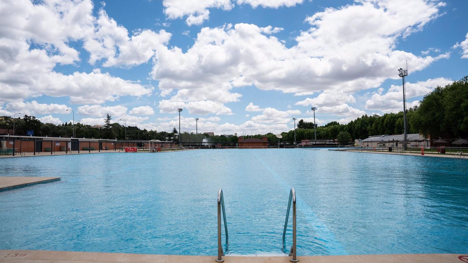 Las piscinas públicas de Madrid incrementan su afluencia un 7% 