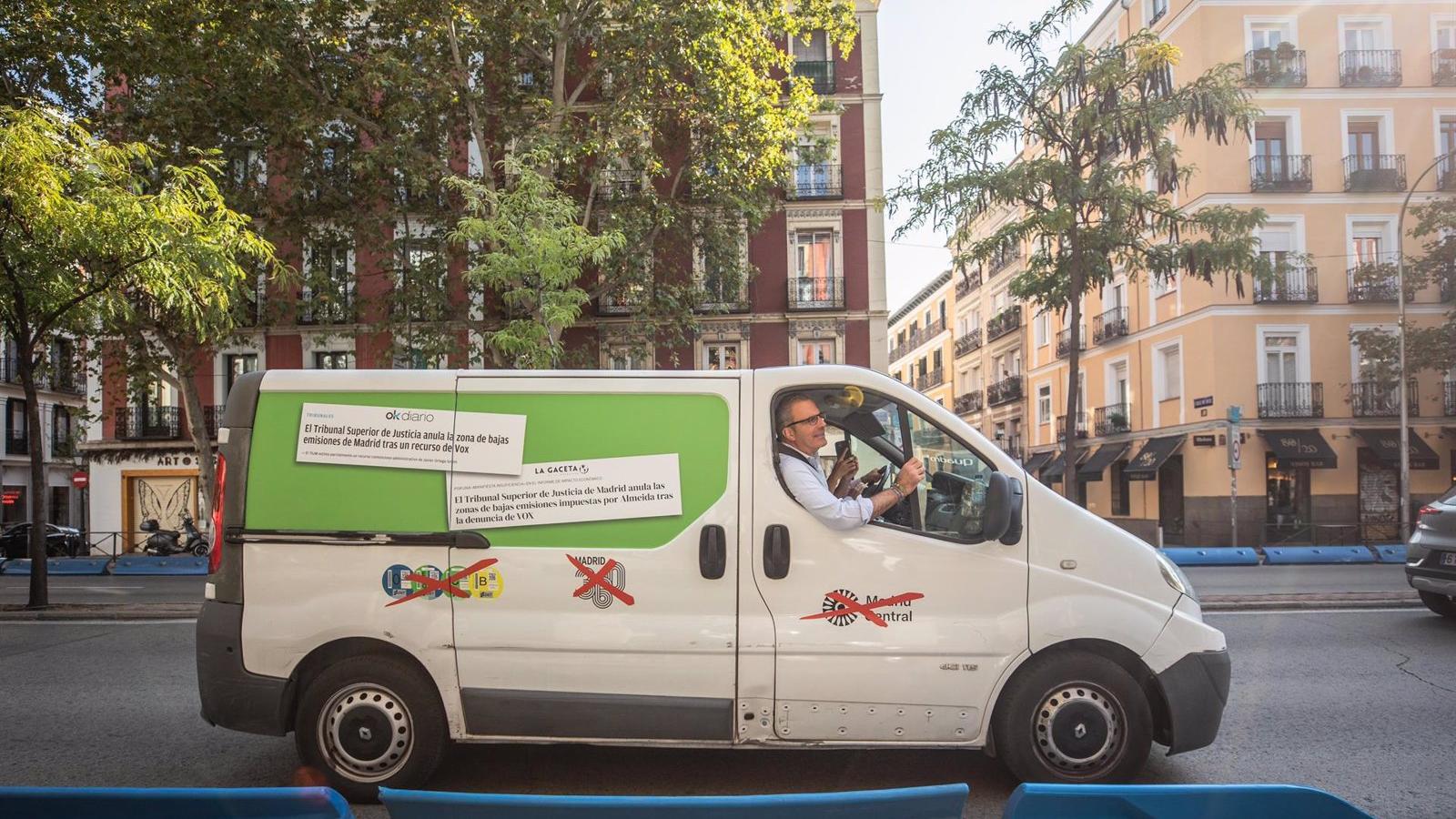 Ortega Smith recorre Madrid en furgoneta contra las multas de tráfico y Madrid Central